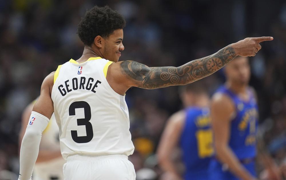 传递到篮下 传递到篮下